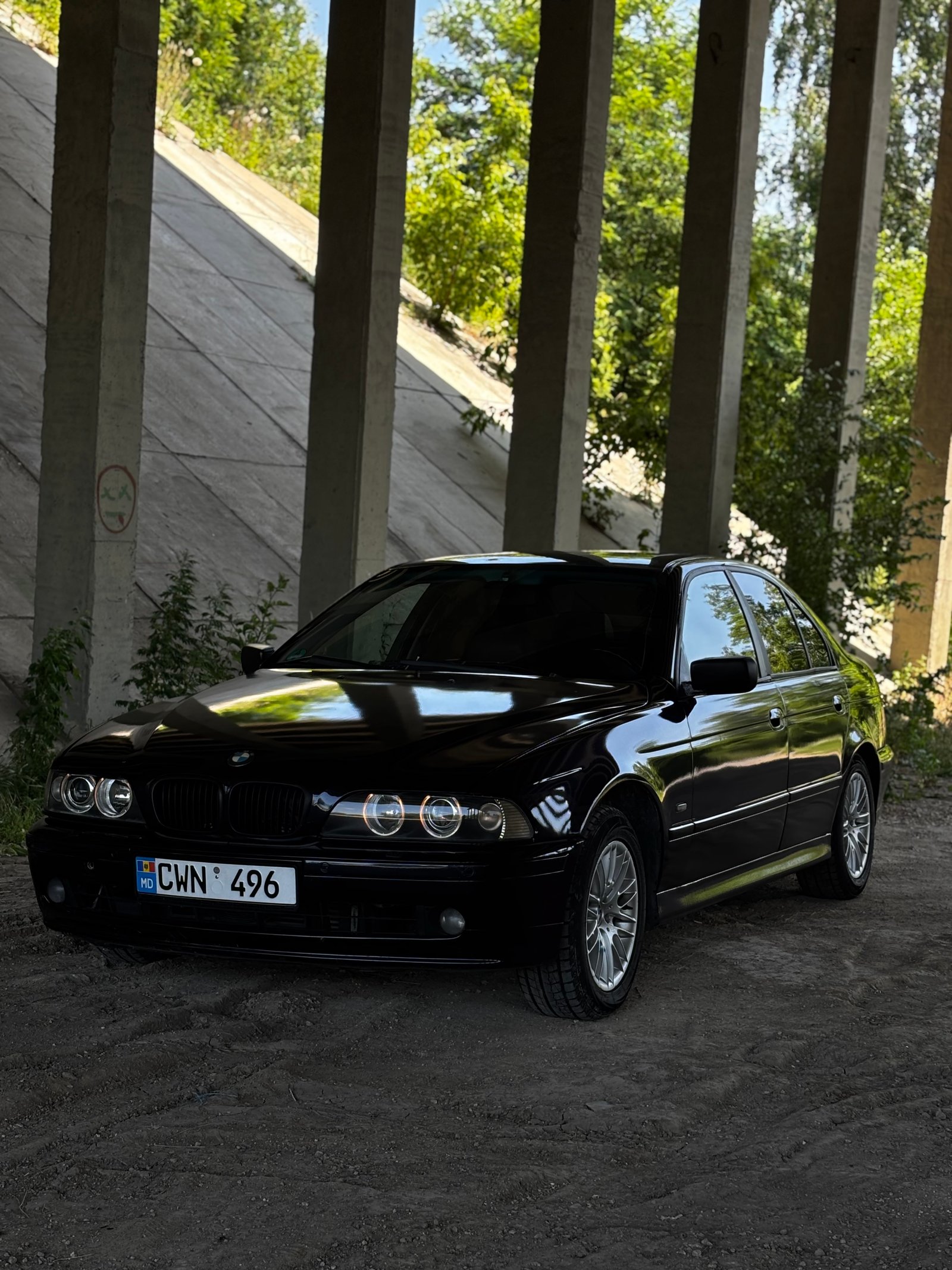Chirie BMW E39 (2003) – 3.0 Diesel Automat, 184 CP Chișinău