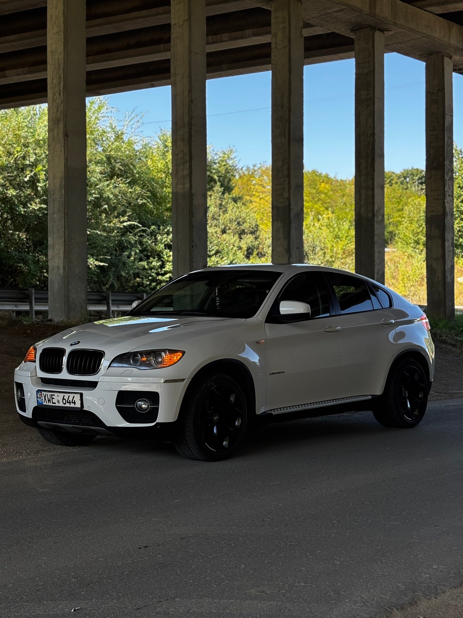 Chirie BMW X6 E71 (2010) – 3.0 Diesel Automat, 245 CP Chișinău
