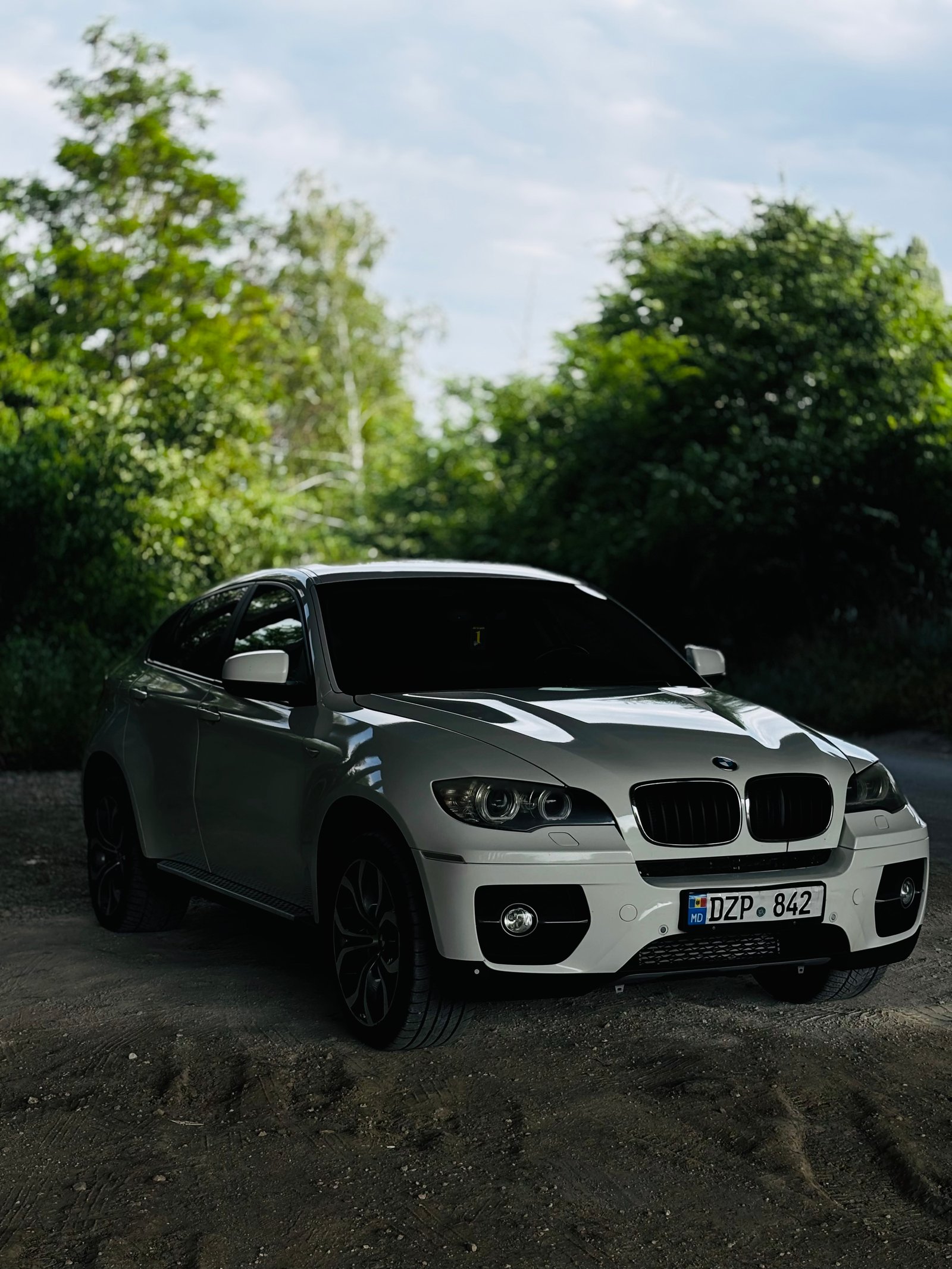 Chirie BMW X6 (2010) – 3.0 Diesel Automat, 218 CP Chișinău
